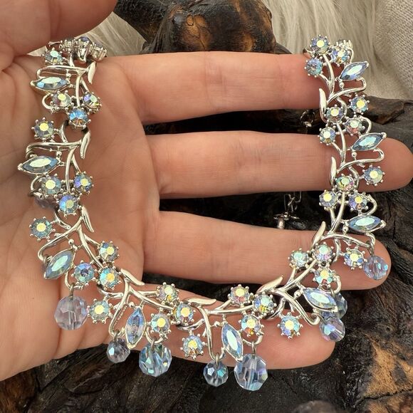 Vintage Coro 3 PC Set Demi-Parure Blue AB Auroa Borealis Dangle Bead Silver Tone - Picture 9 of 16